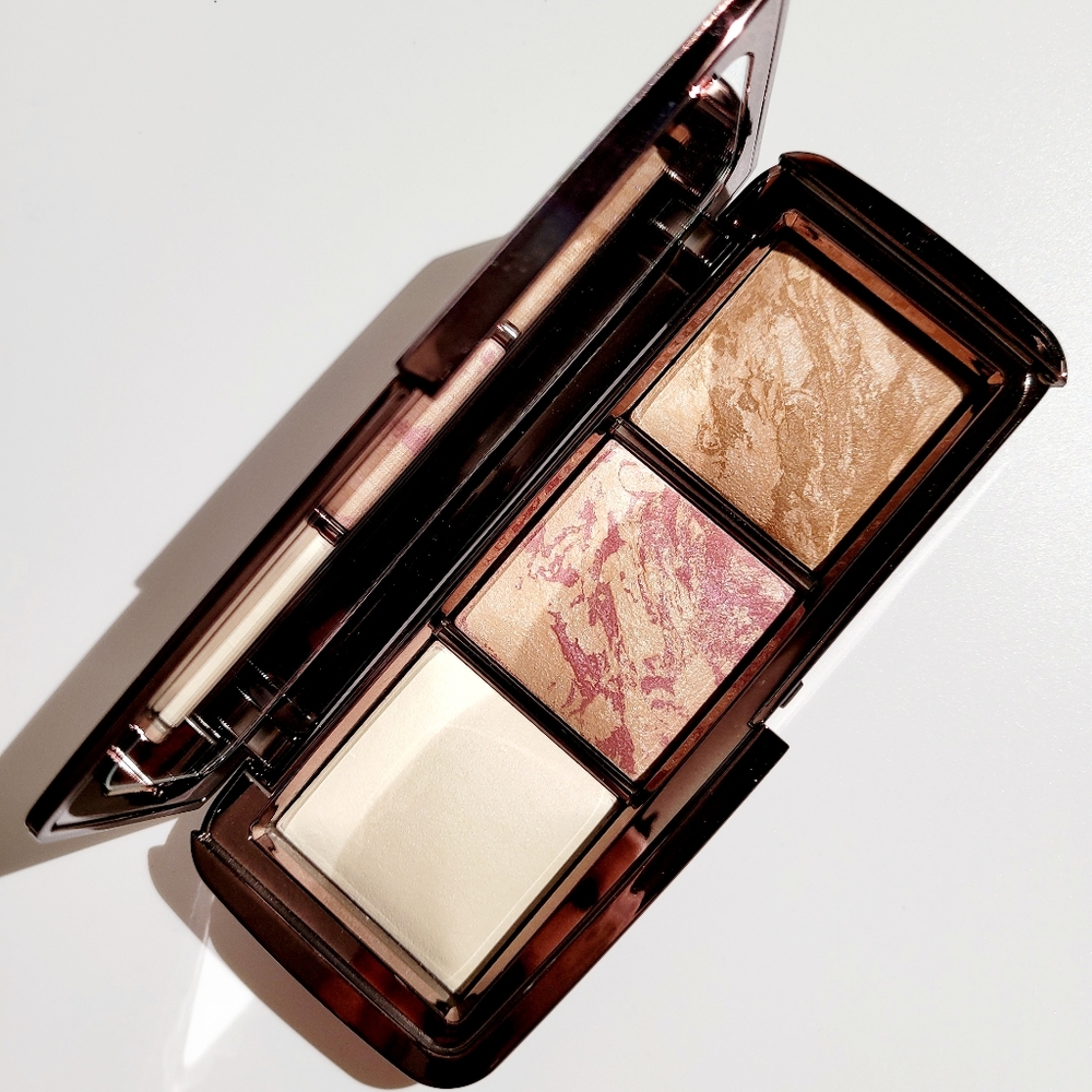 Hourglass Ambient Lighting Palette Diffused Edit New LE